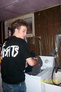 laundry dumbass.jpg